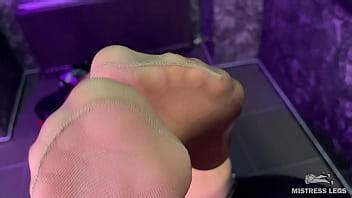 I Tease You With My Beautiful Big Nylon Ass And Nylon Soles Xnxx