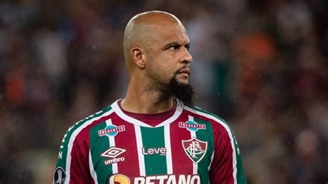 Felipe Melo fala sobre questões do passado em entrevista