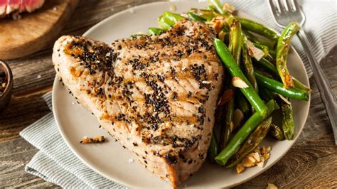 Easy Tuna Steak Recipe How To Cook This Fish To Perfection Real Homes