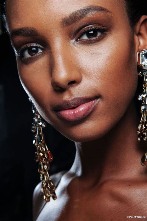 Batom Nude Como Escolher O Tom Ideal Para A Sua Pele Blog Pink Stuff