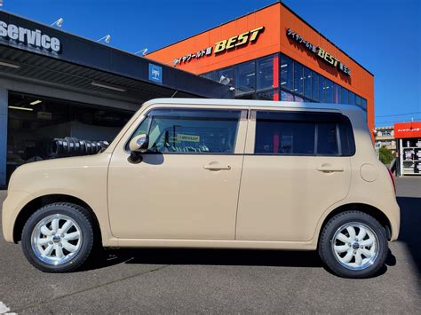 BEST写真館 スズキ ラパン HE22S の HOT STUFF ホットスタッフ LaLaPalm ララパーム 14 パールホワイト リムポリッシュ を表示 タイヤとアルミホイール