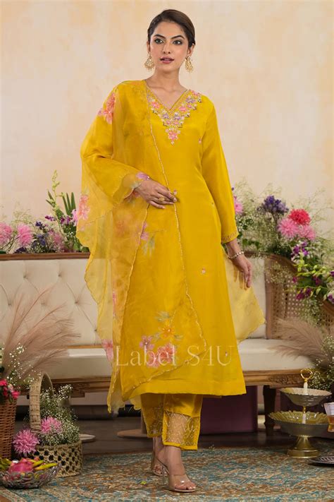 Mellow Mustard Suit Set Label S4u