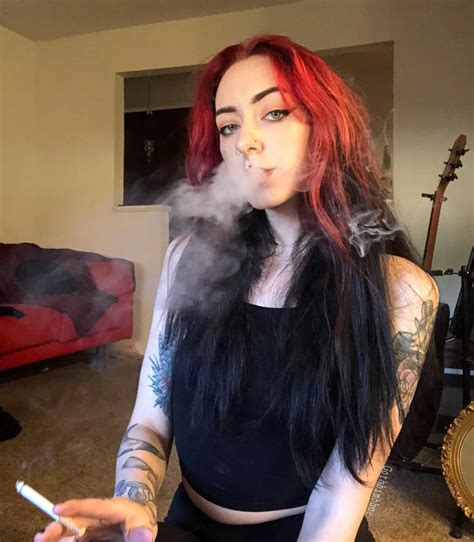 Nudes Smokingfetish NUDE PICS ORG