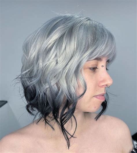 Cabelo Branco E Preto - Por Dani (Circus Augusta) | Cabelo, Cabelo branco e preto, Ideias de cabelo
