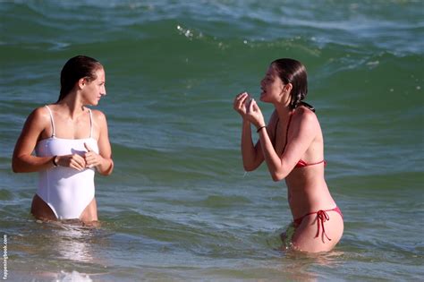 Bruna Griphao Nude OnlyFans Leaks Fappening FappeningBook