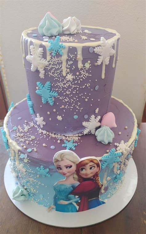 Pin Di Torte Di Tiziana Su Torte Drip Cake Torte Naked E Torte Con Panna