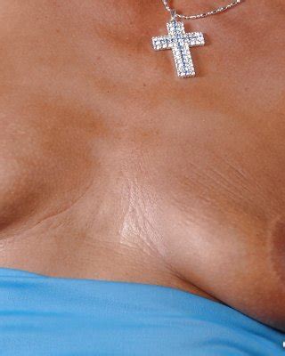 Mature Exhibitionist Lady Sarah Flashing Pierced Upskirt Pussy Lips Porn Pictures Xxx Photos