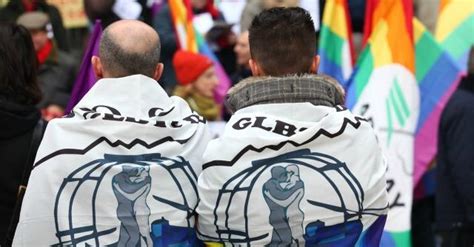 Contratti Di Convivenza Per Le Coppie Di Fatto Etero E Gay Il Fatto