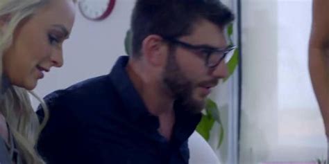 Moms Teach Sex Mom S Hot Pie India Summer Emma Hix Logan Long 1920x1080p Mp4 Tnaflix