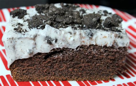 Easy Recipe Yummy Oreo Poke Cake Prudent Penny Pincher