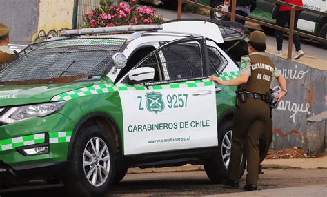 Acusan Montaje Del Gobierno En Entrega De Carros A Carabineros