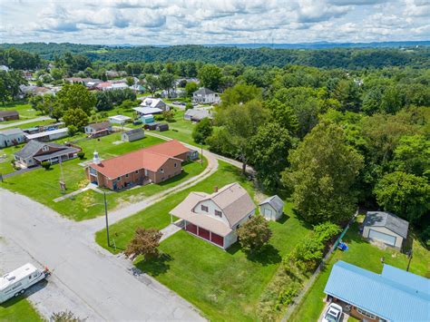 805 6th St Radford VA | Desi Sowers