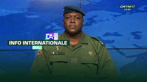 Mali Le Chef De La Junte Ouvre La Voie Au Retour Du Civil Choguel