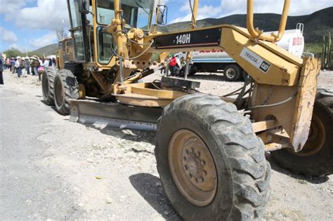 Arranca rehabilitación de tramo carretero en Guadalcázar Dilas