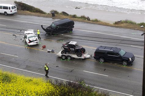 Malibu Crash Involving Bruce Jenner Leaves 1 Dead 5 Injured La Times