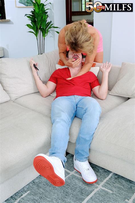 Chubby Lana Lee With Big Tits Gets Fucked Hard By Berry Mccockiner Photos