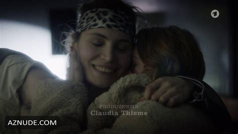 VICTORIA SCHULZ Nude AZNude