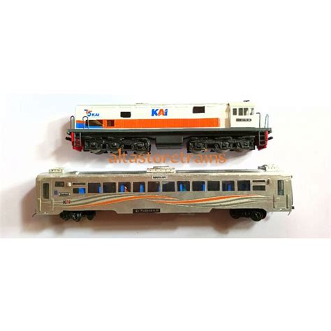 Jual Miniatur Kereta Api Lokomotif Dan Gerbong Penumpang Shopee Indonesia