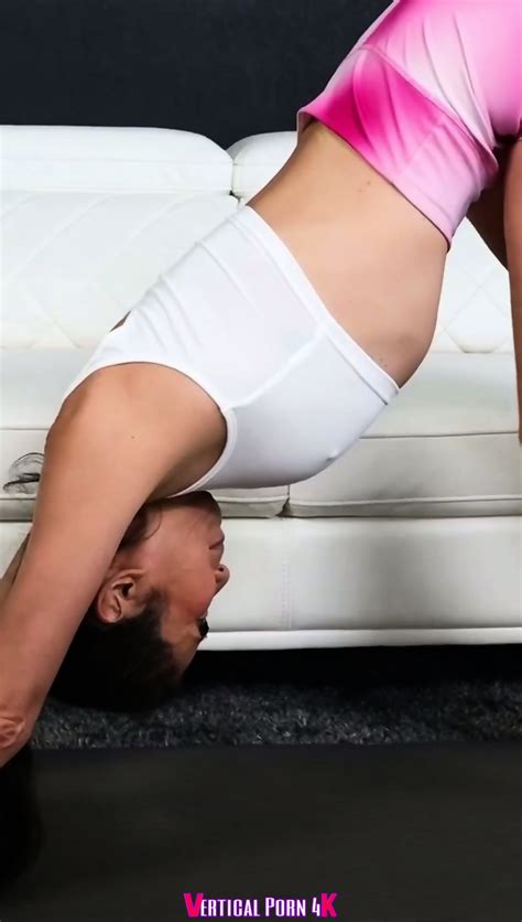 Flexible Asian Milf COCO