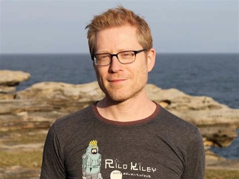 Star Trek Discovery Casts Anthony Rapp As A Gay Lead LGBTQ Bryan Singer Star Trek
