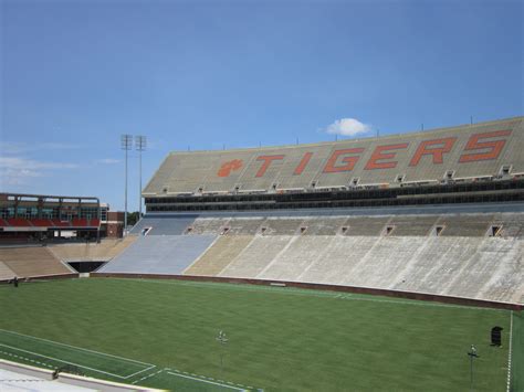 Clemson Stadium – Volunteer Restoration