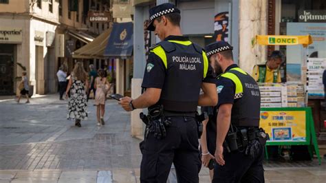 Mano Dura De La Polic A Local De M Laga Impone Ya Cerca De