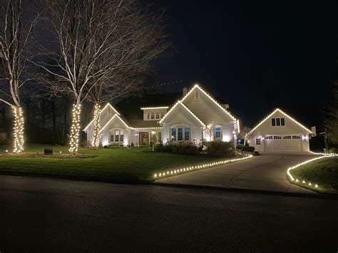 Warm White C9 LED Bulbs – Christmas Light Source