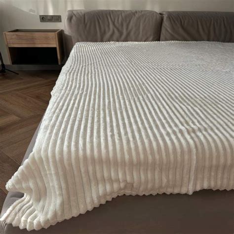 Плед-покрывало флисовый евро молочный 200х220 Шарпей Ananasko PST2 ...