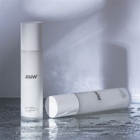 RNW DER. Moist Hyal Treatment Toner, Тонер за лице с 5 вида хиалуронова ...