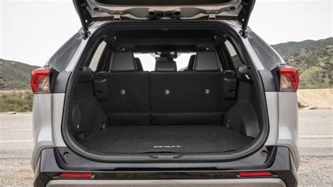 Тойота Рав 4 2020 - характеристики, фото, отзывы Toyota Rav4 2020