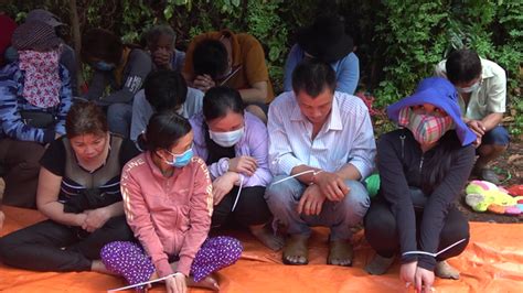 Bắt giữ nhiều hot girl đi ôtô sang trọng từ TP HCM về Tiền Giang đánh bạc