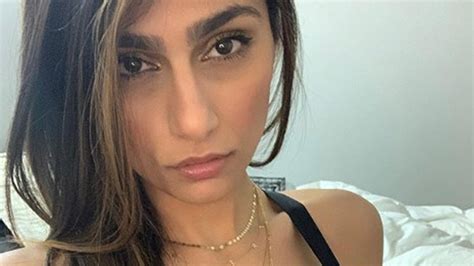 Ex Porn Star Mia Khalifa S Israel Bashing Continues My Wine Is Older