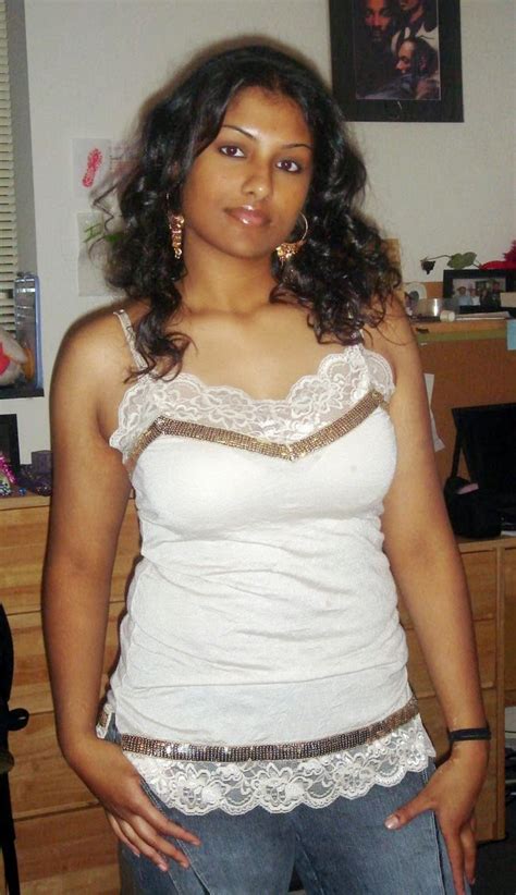 Hot Bhabhi Big Boobs Sexy Photo Pic Images Trending Now