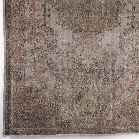 vintage carpet suzani designs