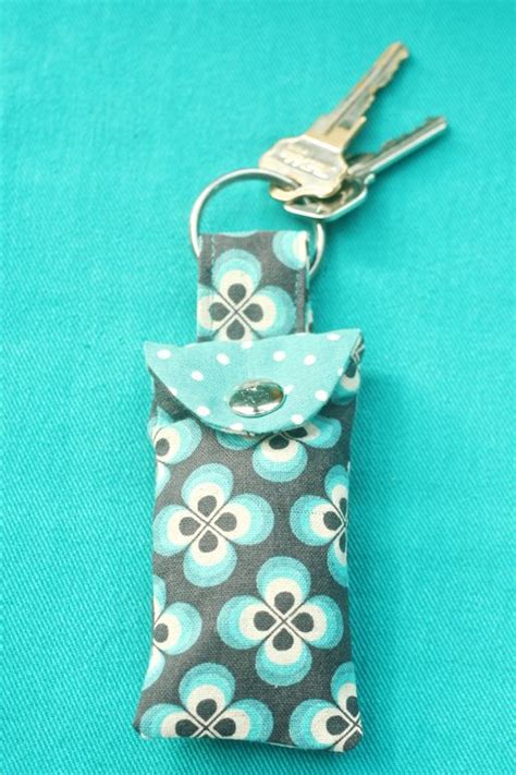 How To Make A Keychain Ear Bud Pouch Weallsew Diy Fabric Pouches