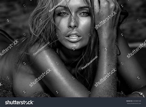 Portrait Sexy Blonde Woman Lying On Stock Photo 339389168 Shutterstock