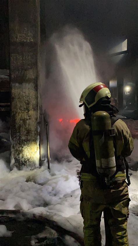 Döküm fabrikasında patlama sonrası yangın Yeni1Mecra