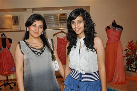 Deepika Chikhalia Hot Bikini Image Gallery Images Photos Pics Cinemagigs