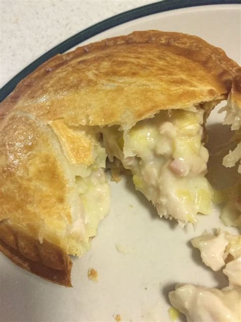 Chicken And Leek Pie Creamy Chicken Pie Recipes Chicken Recipes Rainy Night Ultimate