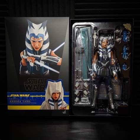 Hot Toys Ahsoka Tano Clone Wars Sideshow Scale Figure Tms Star Wars