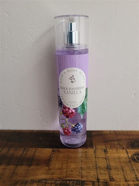 2 Bath And Body Works Black Raspberry Vanilla Fine Fragrance Mist Spray 8