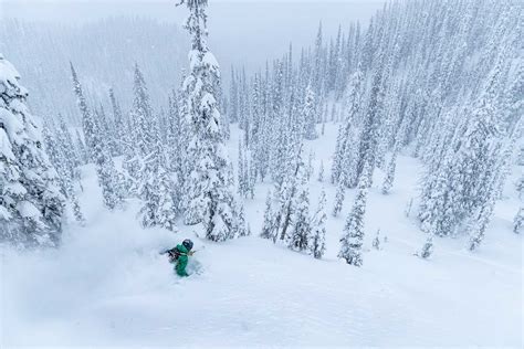 Revelstoke Season Ski Pass | Mountain Collective