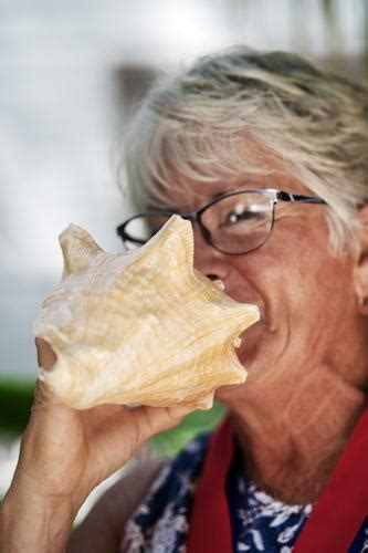 20230311 Photo Page Female Conch Blowing Winner News