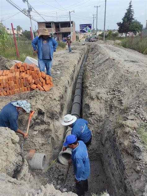 Se Realizan Trabajos De Ampliaci N De Metros De Red De Agua Y