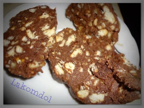 Лакомдол: Сладък салам