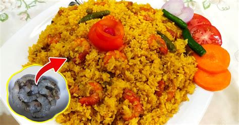 Chingri Khichuri Recipe বৃষ্টির দিনে আদর্শ খাবার এভাবে চিংড়ি