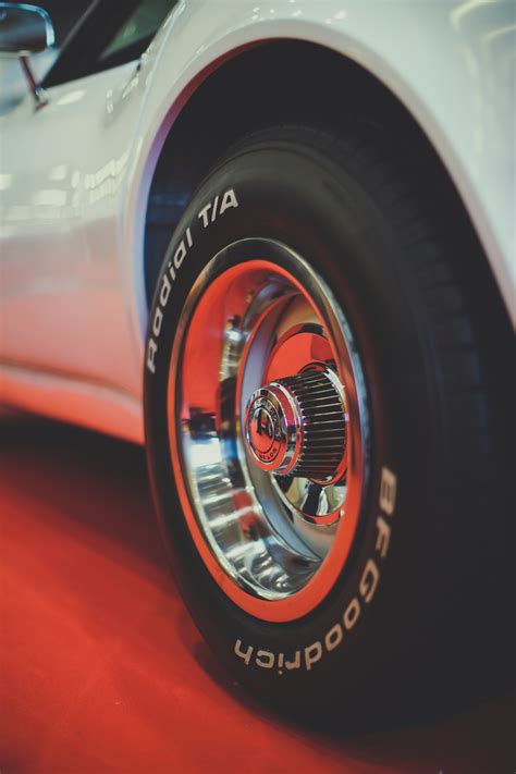 Обои на рабочий стол: Диск, Колесо, Тачки (Cars), Машина, Черный ...