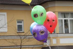 Скандальные Pussy Riot выступили в ФРГ
