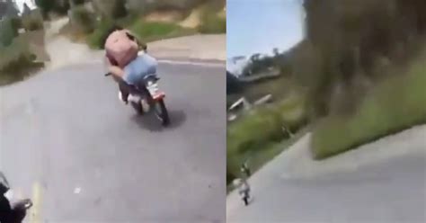 Video viral Jóvenes mueren al caer de bicicleta mientras viajaban por