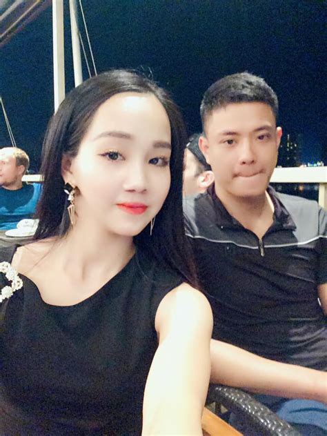 năm sau PTTM hot girl Đặng Thu Hà cảm nhận cuộc sống như thế nào